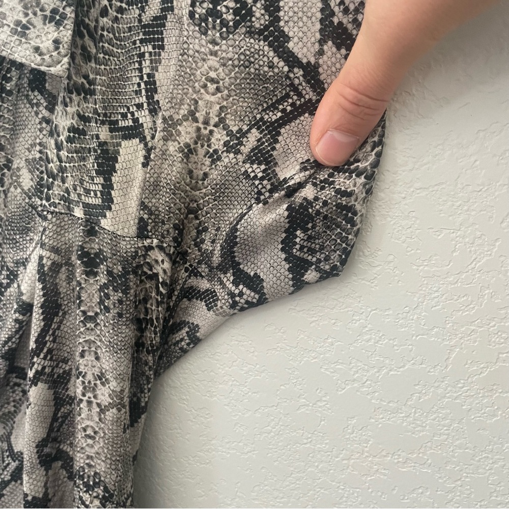 Zara Snake Print Maxi Shirt Dress Black Gray Animal Print Women’s XS - Picture 4 of 14